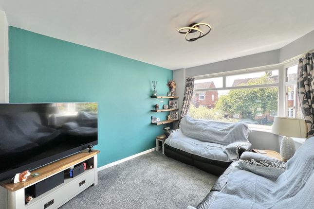 32, Beverley Avenue, Poulton-Le-Fylde photo 3