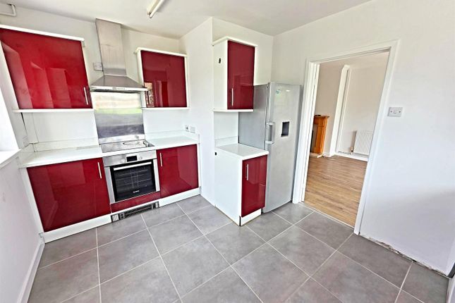 2, Elm Grove, Pontypridd photo 3