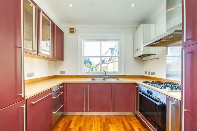 Flat 1, 120, Dalberg Road, London photo 4