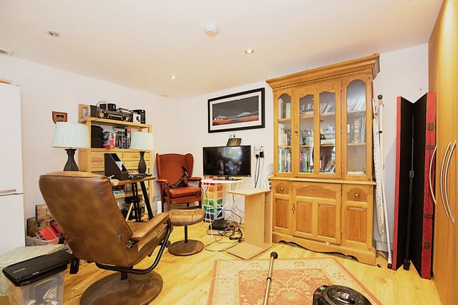 Studio for sale in Hazelwood Road, Northampton