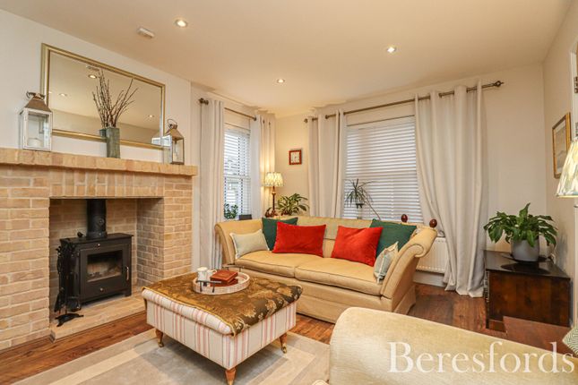 58, New Writtle Street, Essex photo 3