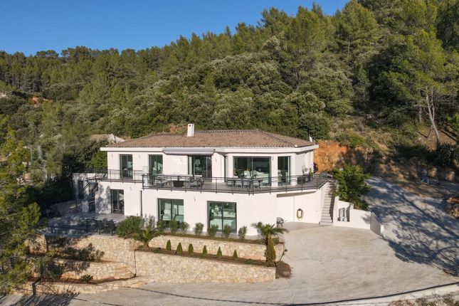 Villa for sale in Taradeau, Var Countryside (Fayence, Lorgues, Cotignac), Provence - Var
