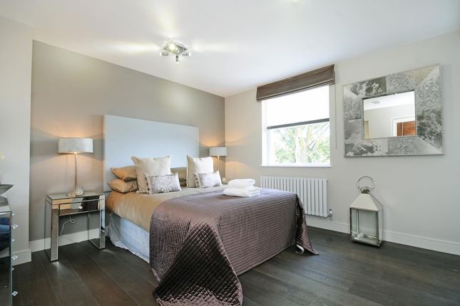 Flat to rent in St. Johns Wood Park, St Johns Wood