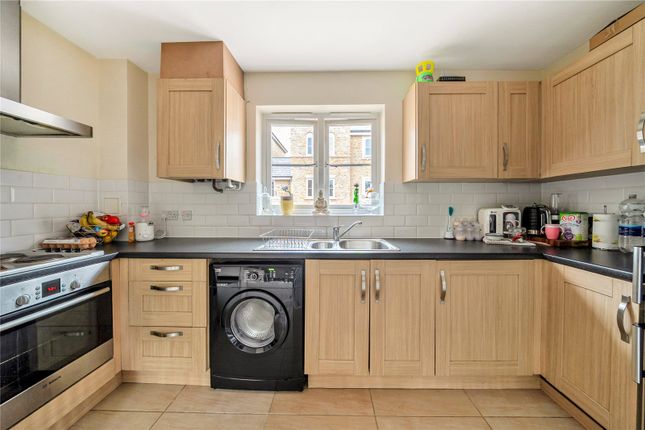 14, Anstey Road, Farnham photo 4