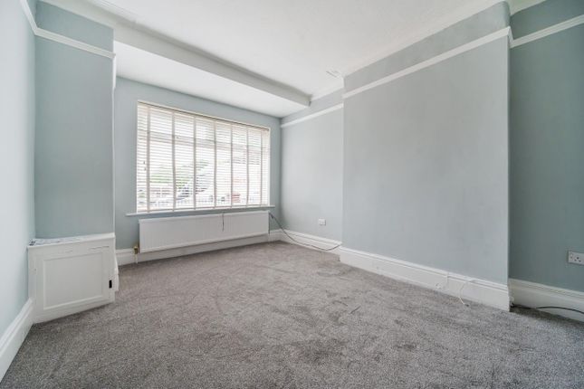 52, Tootal Drive, Salford photo 5