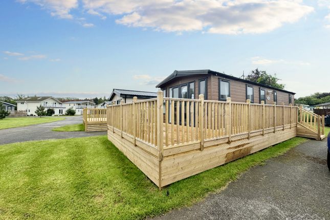 2-bed caravan on Minster Norwood, Tydd St Golf and Country Club, Tydd St Giles, £84,950