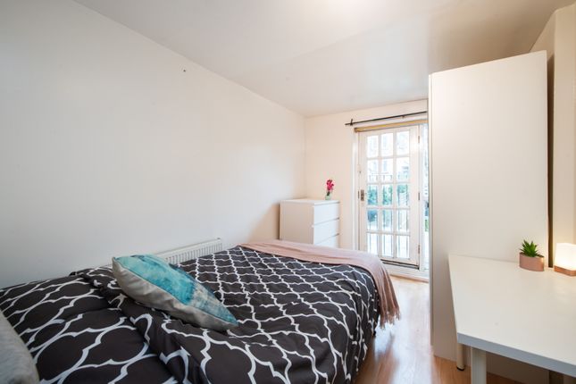 Thumbnail Shared accommodation to rent in Davenant Road, London 3Nn, UK