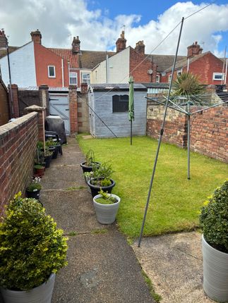 25, Palgrave Road, Great Yarmouth photo 4