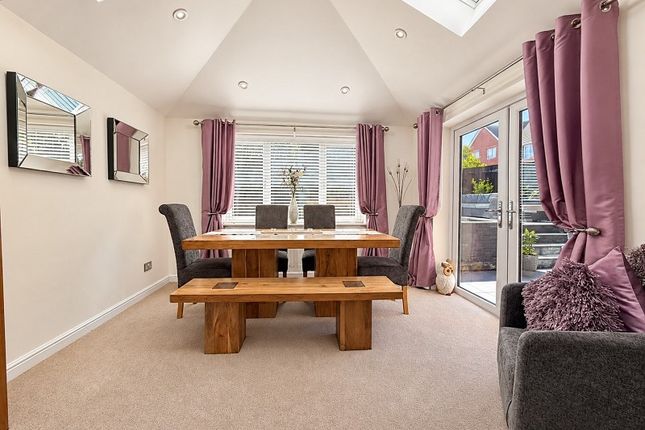 45, St. Peters Avenue, Pontyclun photo 3