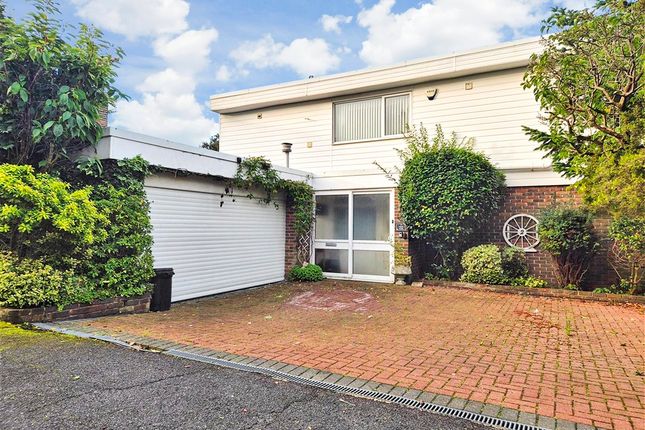 Front Web And Brochure