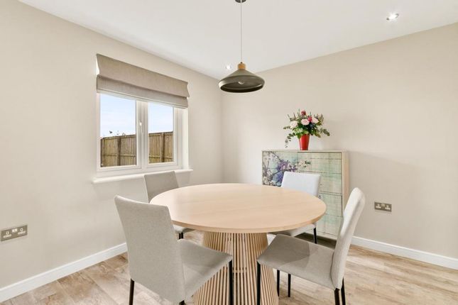 7 Tahay Crescent, Glasgow photo 4