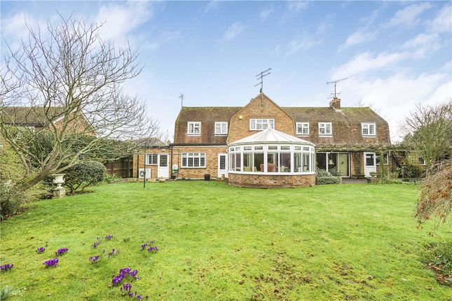 Detached house for sale in Newlands Close West, Hitchin, Hertfordshire