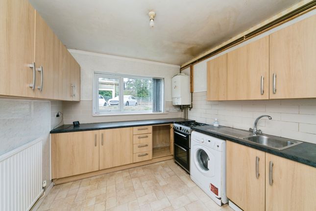 93, Llanelian Road, Colwyn Bay photo 3