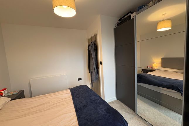 Flat 11, Manchester photo 5