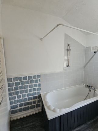 32 Borough Road, St. Helens photo 4