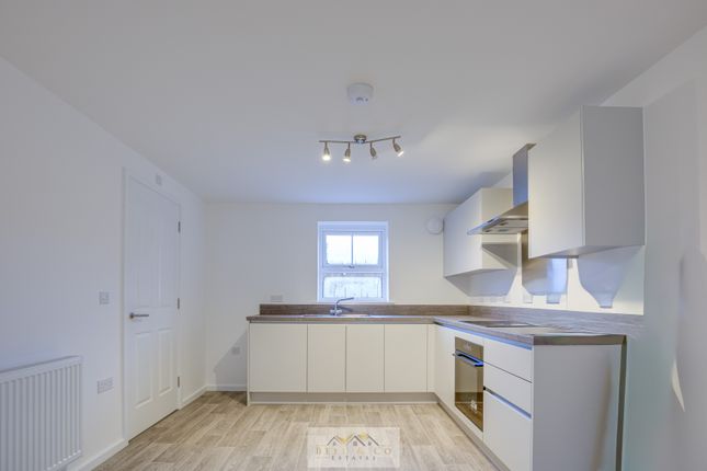 32, Blackthorn Boulevard, Sheffield photo 3