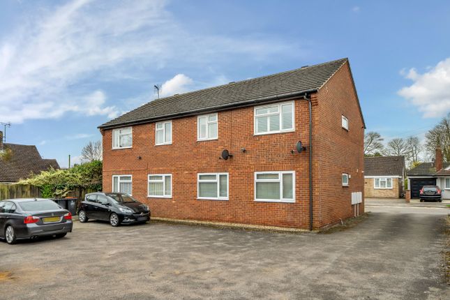 Flat for sale in Cumberland Street, Houghton Regis, Dunstable, Bedfordshire