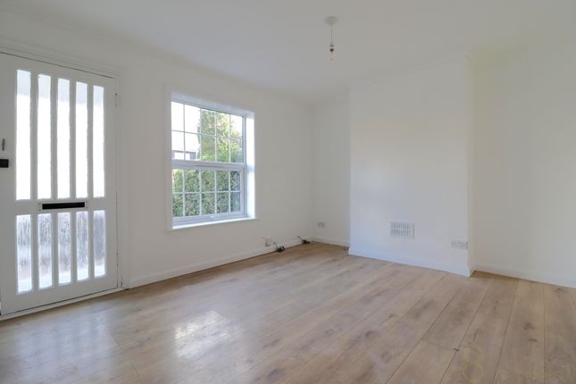 109 Junction Road, Burgess Hill photo 2
