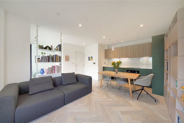 Flat 29, Glace Apartments, 11, Cross Lane, London photo 4