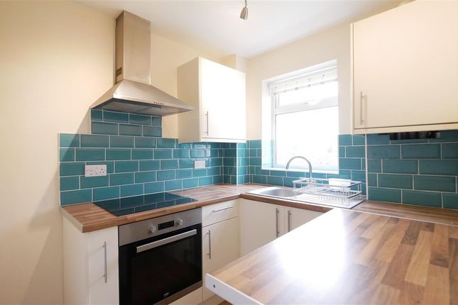 25, Gainsborough Drive, St Ives photo 4