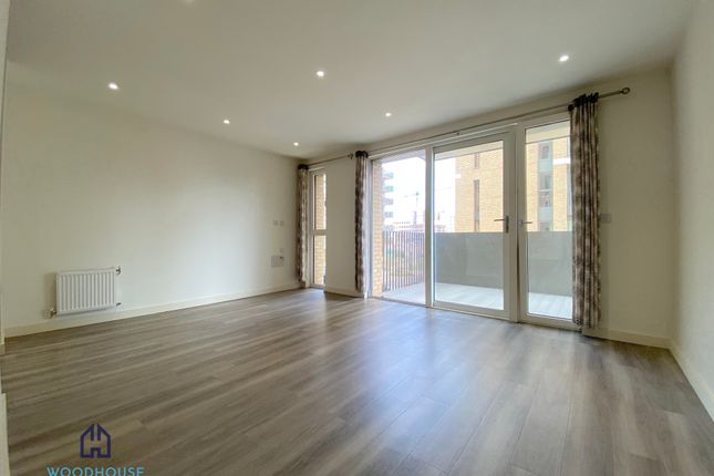 Flat for sale in Moorhen Drive, Edgware