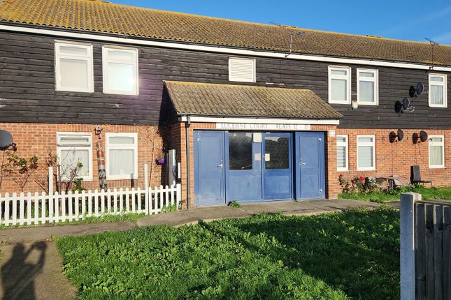 1-bed flat on 14, Lucerne Court, Whitstable, £90,000