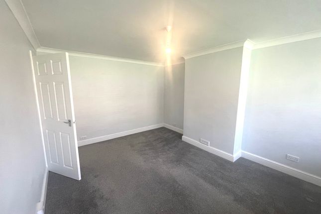Margarets Close, Potters Bar photo 3
