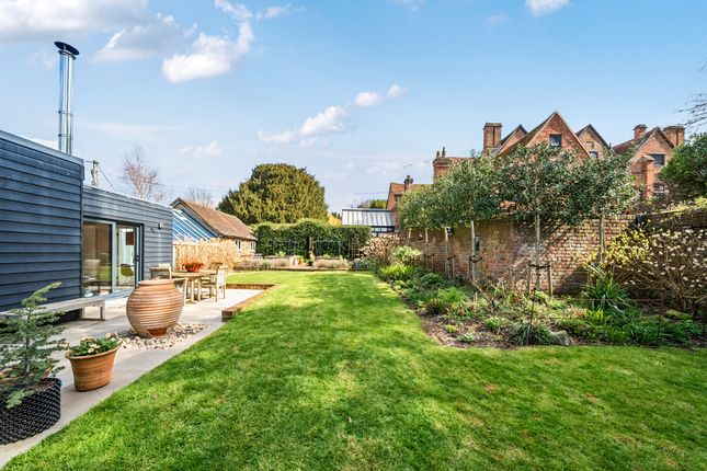 Vinery, Wanborough, Guildford photo 4
