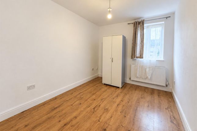 St Albans Road, Herts photo 4
