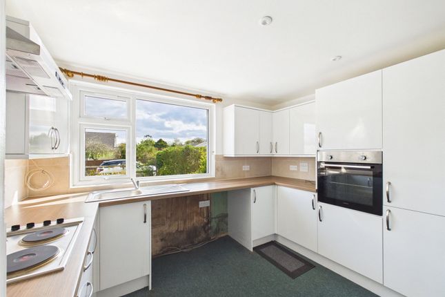 9, Paradise Park, Holsworthy photo 4