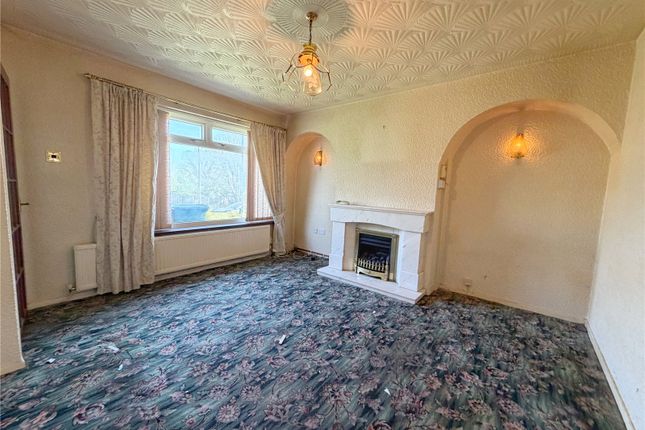 245, Hollin Lane, Manchester photo 3