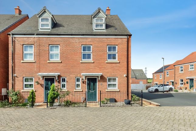 21, Foster Way, Kettering photo 3