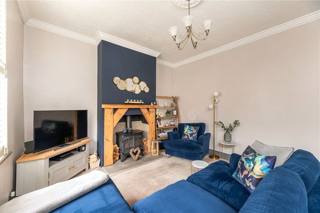 19, Common Lane, Wakefield photo 4