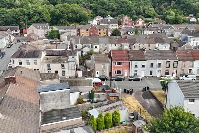 Hunter Street, Neath photo 2