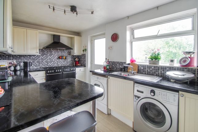 Flat 5, Channel View, Folkestone photo 4