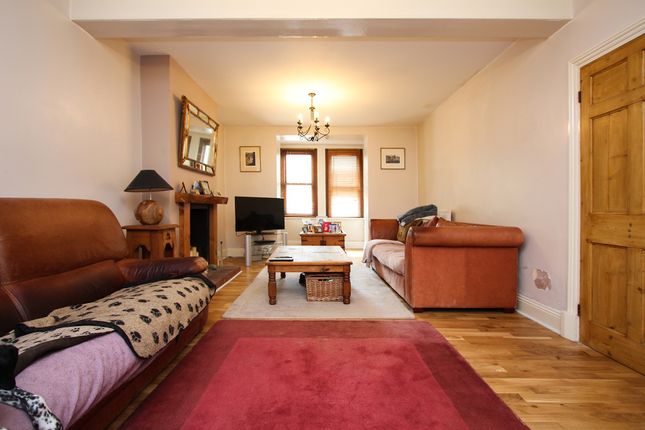 Vue des Arbres, 19 Mount Row, St Peter Port photo 2