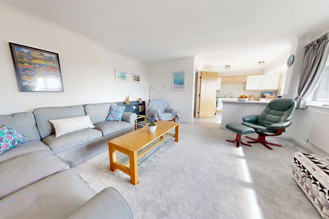 Flat 7 Willowbrook, 10 Preston Road, Weymouth photo 4