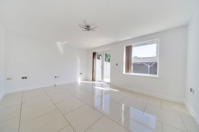 2 Coleson Road, Southampton photo 3
