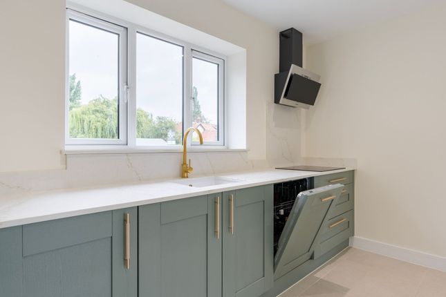 27d The Street, North Lopham photo 4