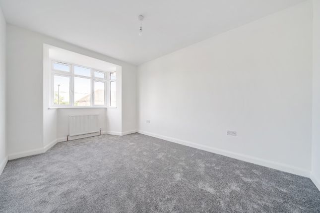 8A,, South Park Crescent, London photo 4