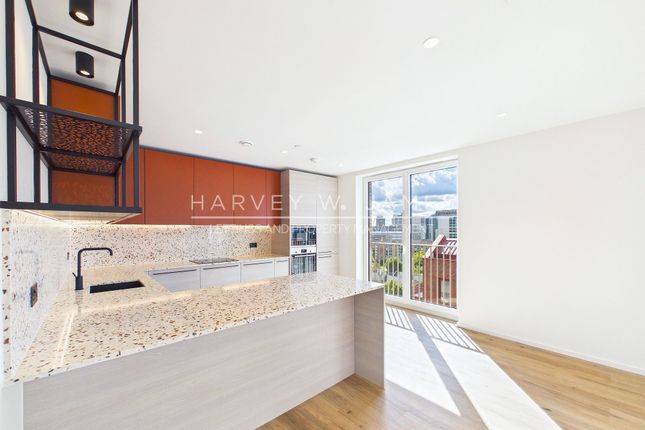 1005 Sisal House, 1 Lily Way, London photo 3