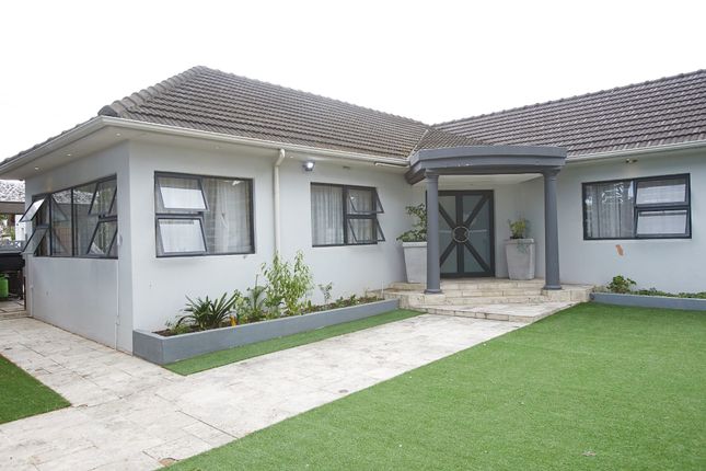 Thumbnail Detached house for sale in 1 Inverness Avenue, Pinelands, Southern Suburbs, Western Cape, South Africa