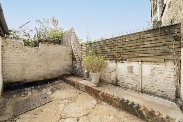 43, Old Oak Lane, London photo 4