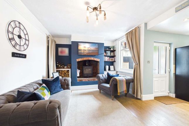 2, Victoria Road, Market Drayton photo 4