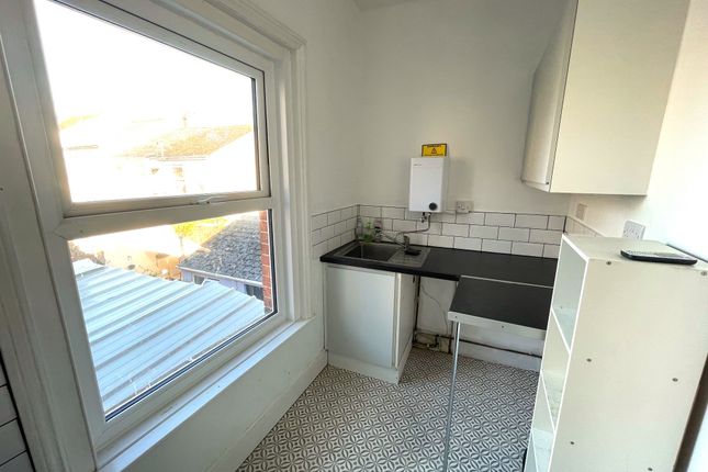 114, Ryde photo 2