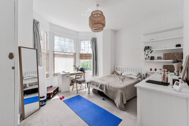Flat for sale in Ridge Road, Crouch End, London