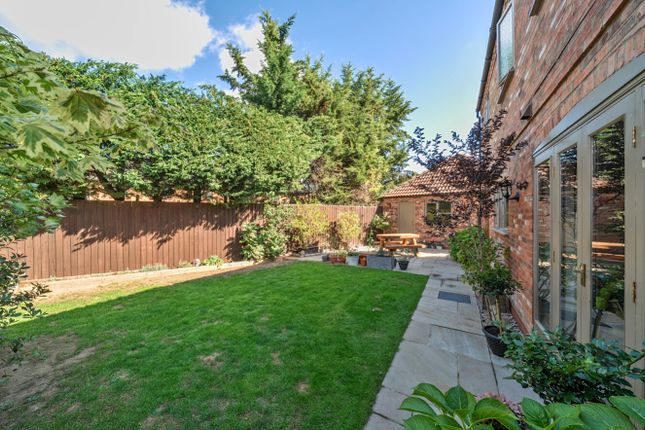 10, Chestnut Close, Lincoln photo 4