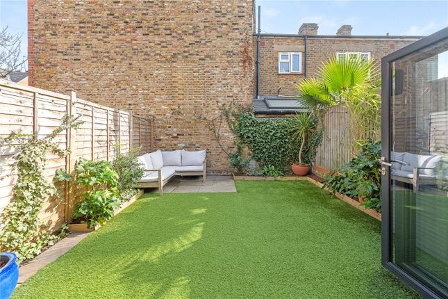 72, Stephendale Road, London photo 3