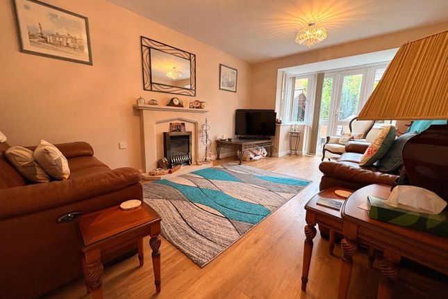 6, Polar Star Close, DAVENTRY photo 4