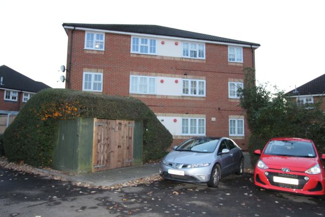 Thumbnail Flat for sale in 51B, Dudley Close, Grays